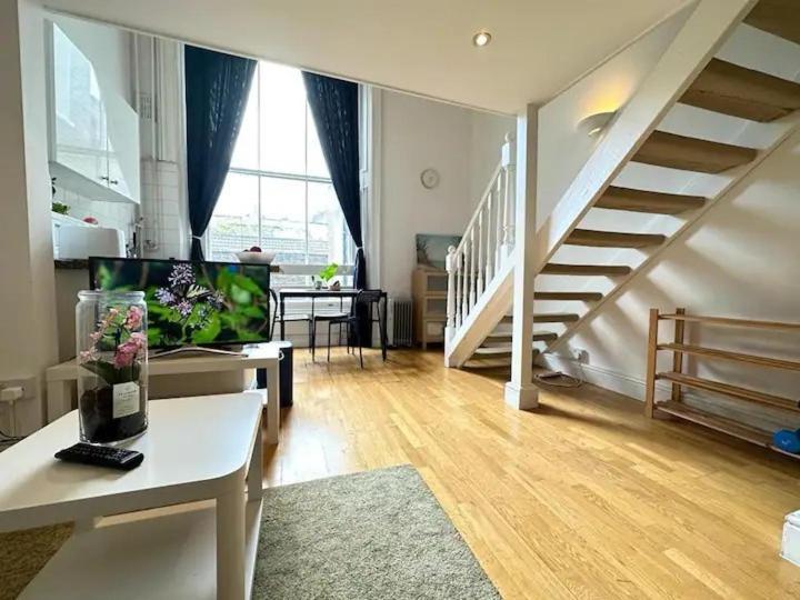 Duplex Studio By Hyde Park- 8 ลอนดอน ภายนอก รูปภาพ